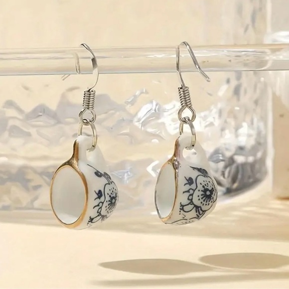 Delicate Teacup Earrings - Picture 1 of 4